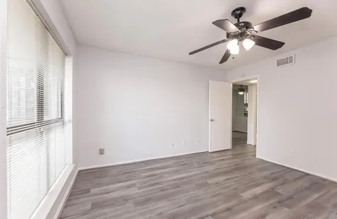10047 Westpark Drive 72 Houston TX 77042