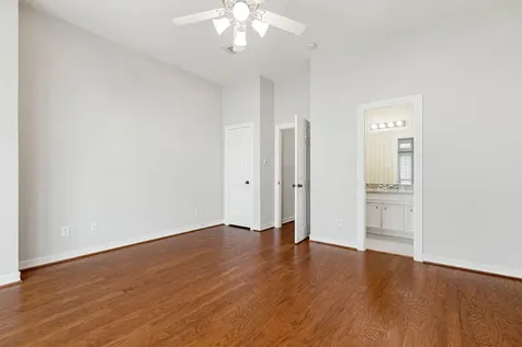 416 Mcgowen Street Houston TX 77006