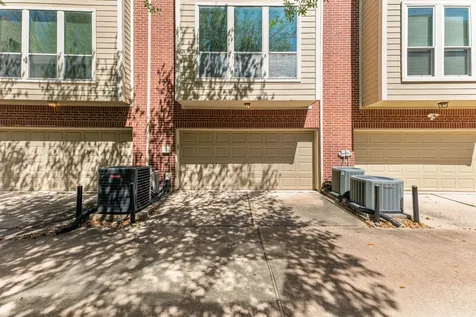 416 Mcgowen Street Houston TX 77006