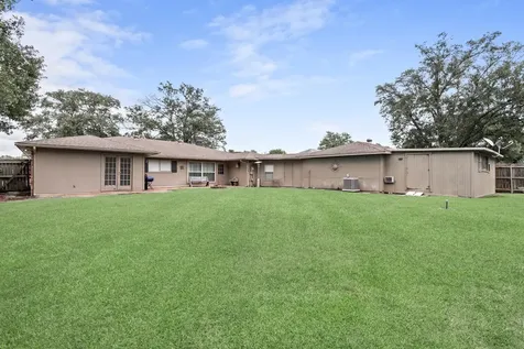5885 Pinkstaff Lane Beaumont TX 77706