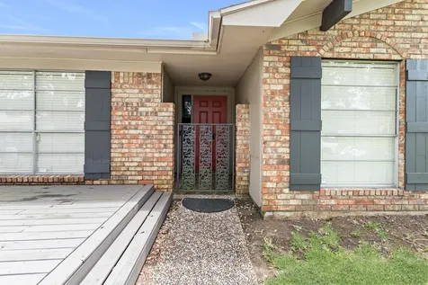 5885 Pinkstaff Lane Beaumont TX 77706