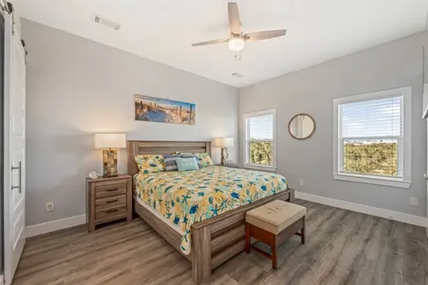 3931 Laguna Drive Galveston TX 77554