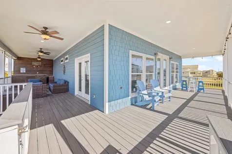 3931 Laguna Drive Galveston TX 77554