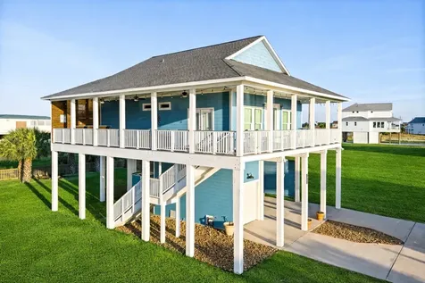 3931 Laguna Drive Galveston TX 77554