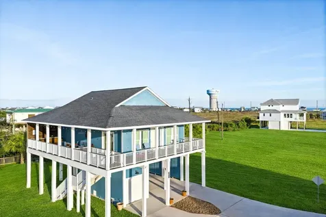 3931 Laguna Drive Galveston TX 77554