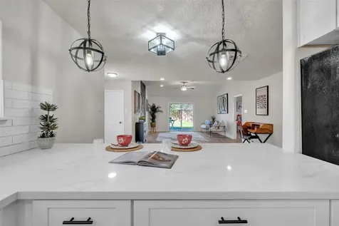 5502 Hewitt Dr Drive Houston TX 77092