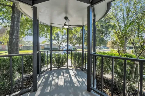5502 Hewitt Dr Drive Houston TX 77092