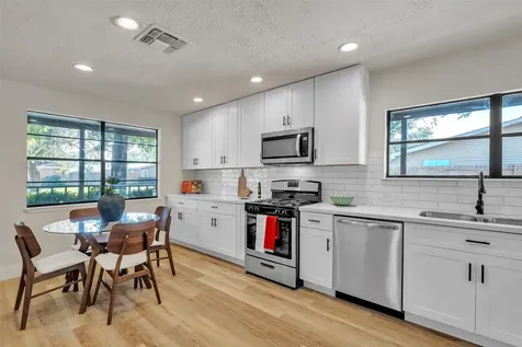 5502 Hewitt Dr Drive Houston TX 77092