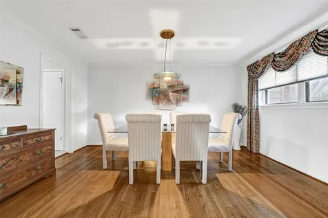 4831 Knickerbocker Street Houston TX 77035