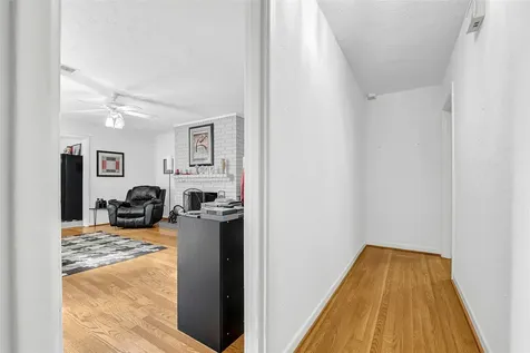 4831 Knickerbocker Street Houston TX 77035