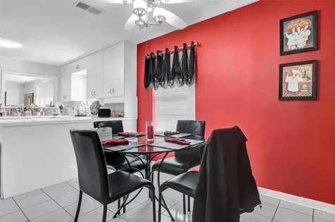 4831 Knickerbocker Street Houston TX 77035