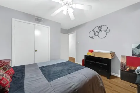 4831 Knickerbocker Street Houston TX 77035