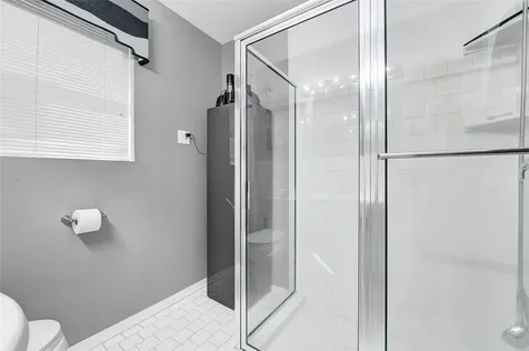 4831 Knickerbocker Street Houston TX 77035