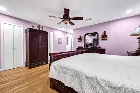 4831 Knickerbocker Street Houston TX 77035
