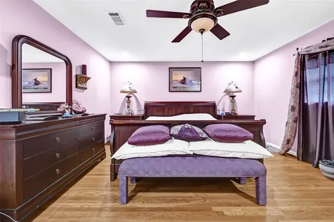 4831 Knickerbocker Street Houston TX 77035
