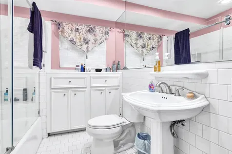 4831 Knickerbocker Street Houston TX 77035