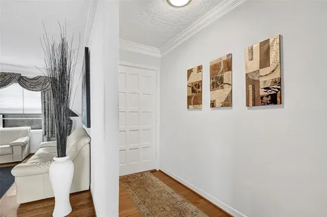 4831 Knickerbocker Street Houston TX 77035
