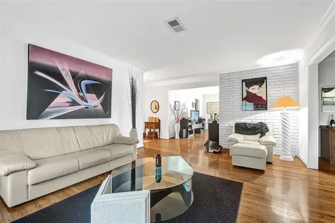 4831 Knickerbocker Street Houston TX 77035