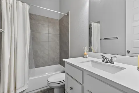 3214 Dovetail Hollow Lane Houston TX 77365