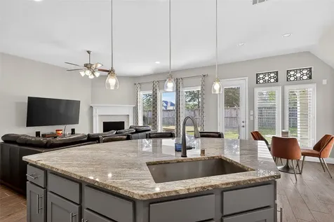 3214 Dovetail Hollow Lane Houston TX 77365