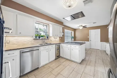 1427 Heathwood Drive Houston TX 77077
