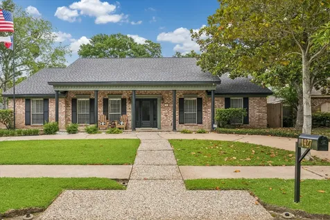 1427 Heathwood Drive Houston TX 77077