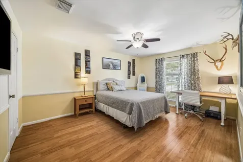 1427 Heathwood Drive Houston TX 77077
