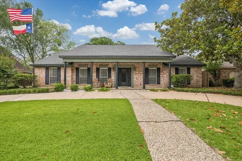 1427 Heathwood Drive Houston TX 77077