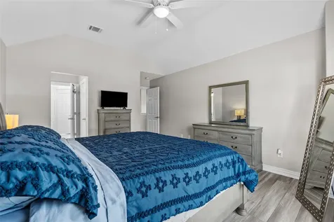 1511 Waterside Drive League City TX 77573