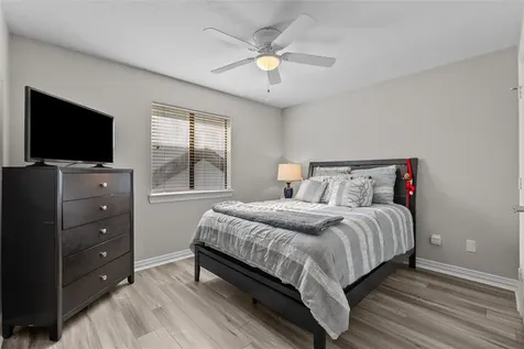 1511 Waterside Drive League City TX 77573
