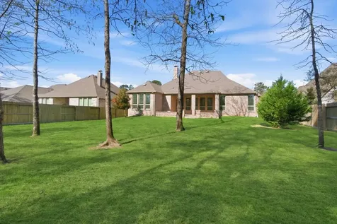 326 Irenic Mist Court Willis TX 77318