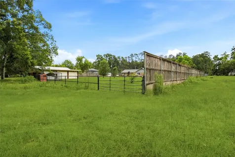 1551 County Road 318 Cleveland TX 77327