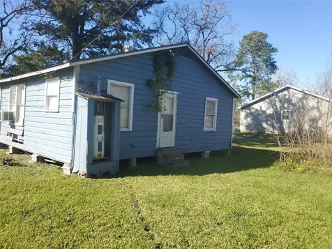 109 Carver Street West Columbia TX 77486