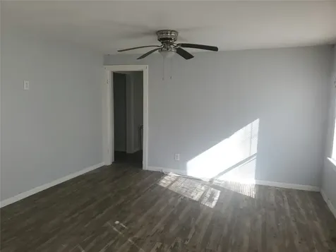 109 Carver Street West Columbia TX 77486