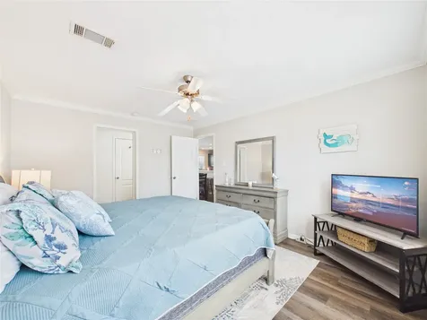 905 Meynig Drive Crystal Beach TX 77650