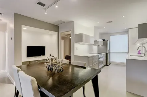 2504 Mandell Street 1 Houston TX 77006