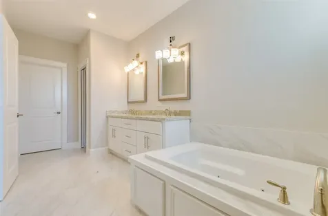 1815 Napa Creek Lane Houston TX 77009