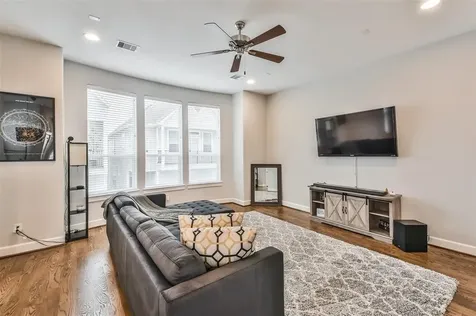 1815 Napa Creek Lane Houston TX 77009