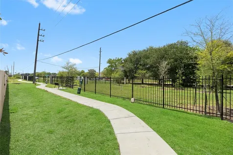 8112 Dartmoor Street Pearland TX 77584