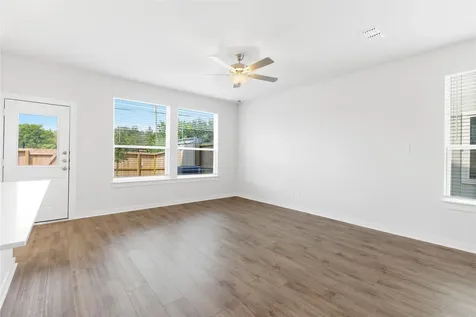 8112 Dartmoor Street Pearland TX 77584