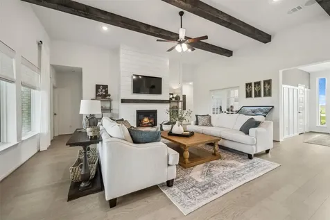 5038 Bluebell Way Waller TX 77484