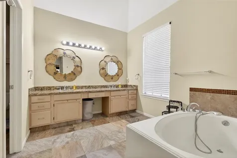 14 Treestar Place The Woodlands TX 77381