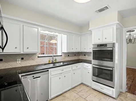 515 Ellingham Drive Katy TX 77450