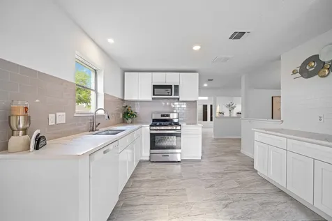 7603 Beech Cove Lane Houston TX 77072