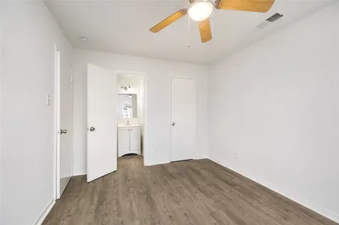 9322 Nyssa Street Houston TX 77078