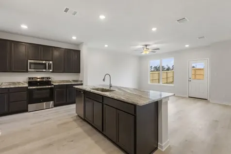 601 Rockbridge Drive Huntsville TX 77340