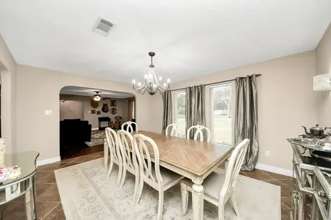15 Haverford Lane Friendswood TX 77546