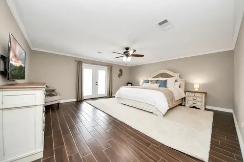 15 Haverford Lane Friendswood TX 77546