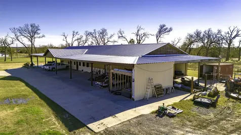 34 Julia Justice Road Huntsville TX 77320