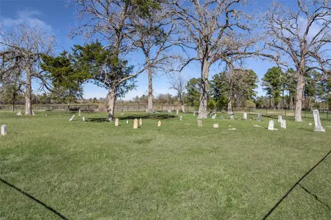 34 Julia Justice Road Huntsville TX 77320